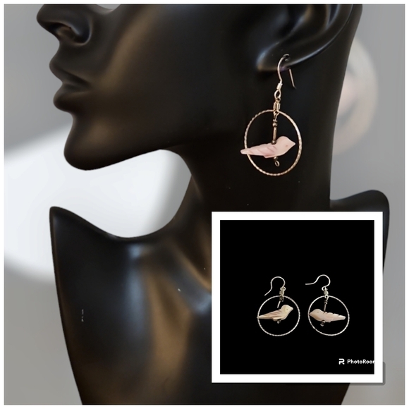 Vtg 1970s Fairycore Shell Carved Fetish Dove Hoop Dangle Hook Earrings - Picture 1 of 5